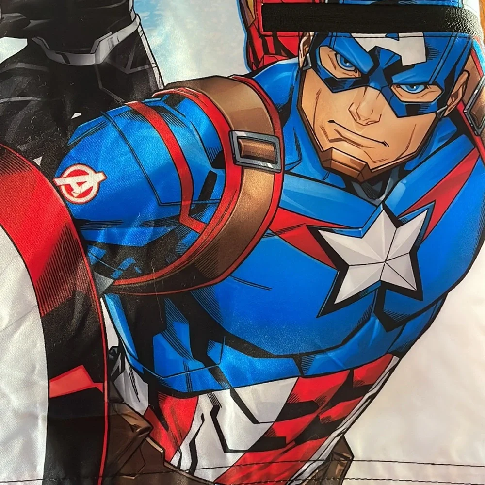 Marvel BoardShorts Size Small